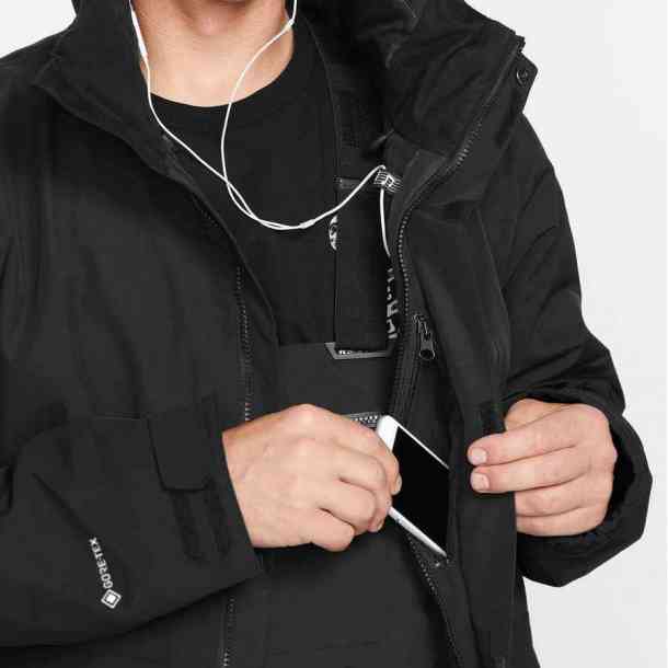 Volcom L Ins Gore-Tex snowboard jacket (black)