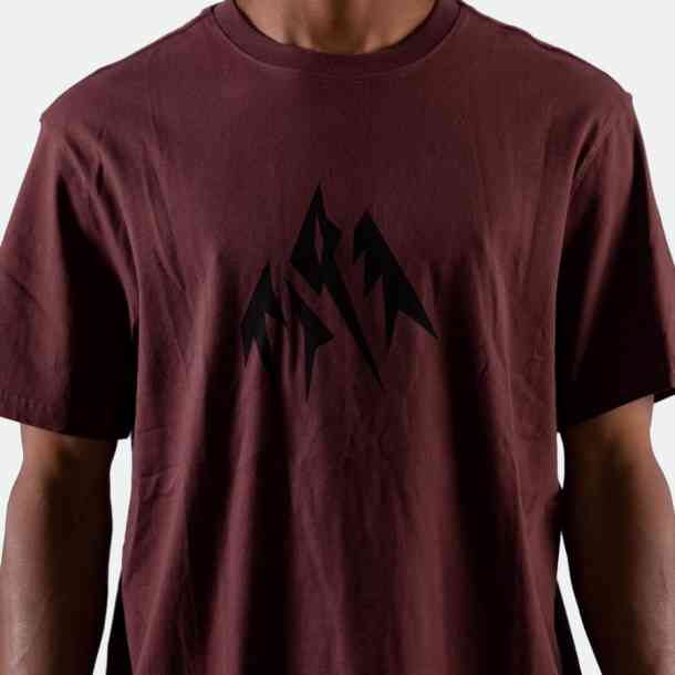 Jones Mountain Journey men&#039;s tee (vulcan red)