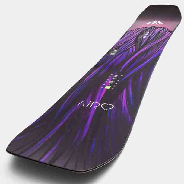 Women&#039;s Jones Airheart 2.0 snowboard