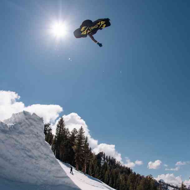 Męska deska snowboardowa Jones Mountain Twin 2025 + komin