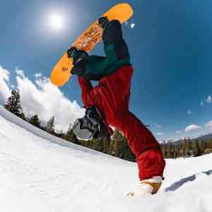Men's Jones Shralpinist 3L Stretch snowboard jacket  (lava red) 2025