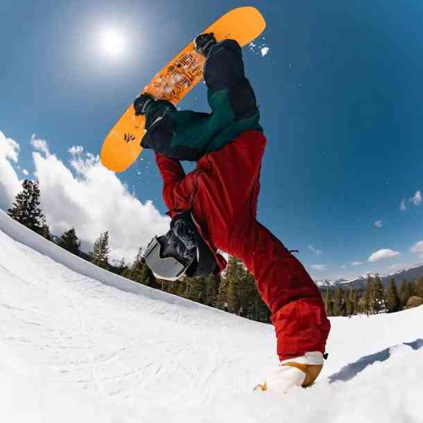 Men&#039;s Jones Shralpinist 3L Stretch snowboard jacket  (lava red)
