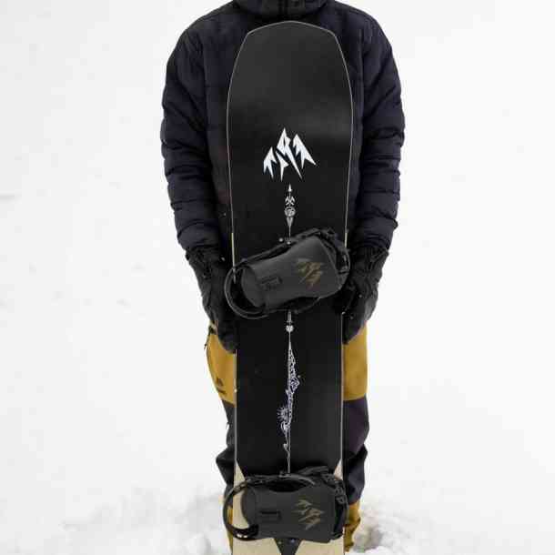 Men&#039;s Jones Ultra Flagship snowboard