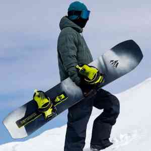 Men's Jones Frontier snowboard 2026