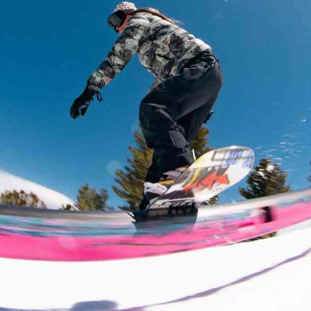 Men's Jones Rally Cat snowboard 2026